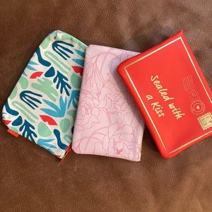 Ipsy make up bags